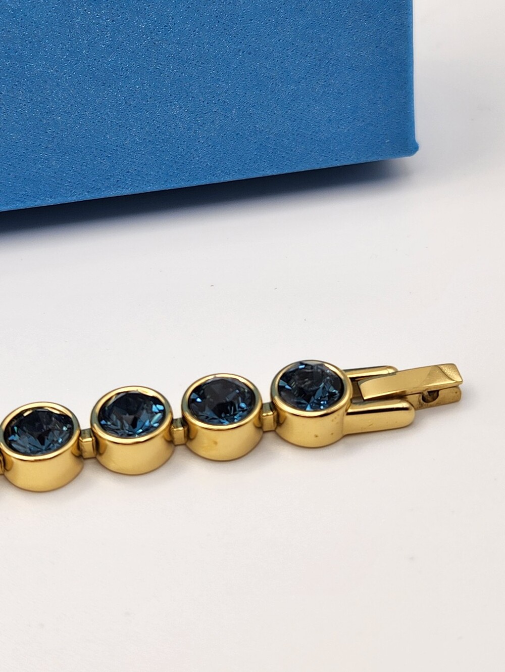 Touchstone Crystal Ice Bracelet, Golden Montana - Picture 3 of 8